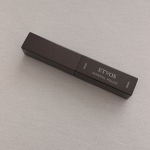 Etvos lipstick sakura beige